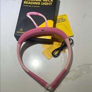 Neck Reading Light, with instructions and power cord, Pink